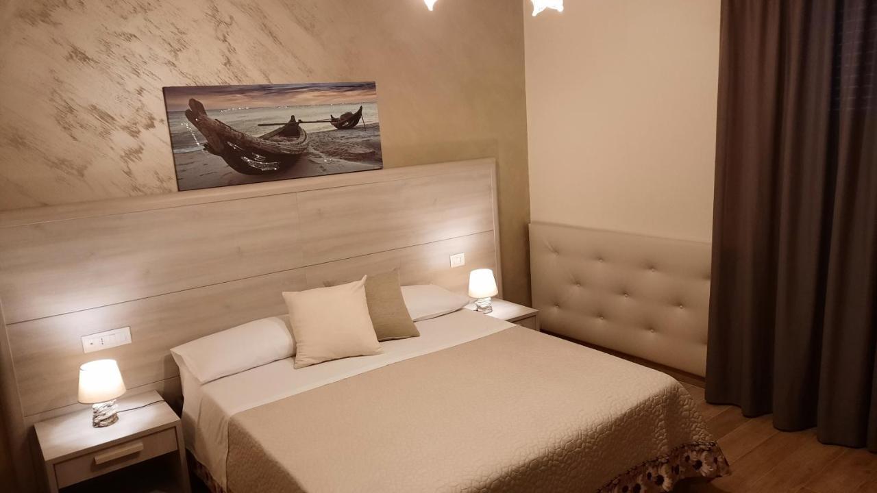 Oasi Perla Del Mare Rooms Aci Castello Exterior photo